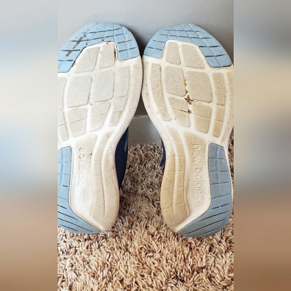 New Balance Sneakers Size 6 - Picture 4 of 5